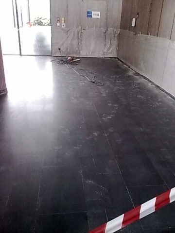 Granit noir Zimbabwe pendant ponçage